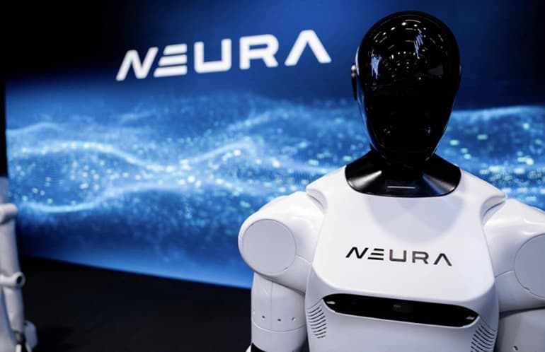 4NE1 Gen 3.5 humanoid robot